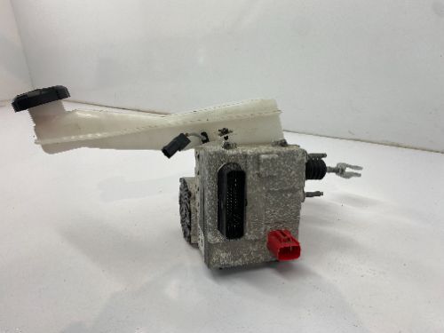 KIA SOUL ABS PUMP WITH BOTTLE RESERVOIR 2019-2024