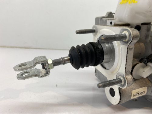 KIA SOUL ABS PUMP WITH BOTTLE RESERVOIR 2019-2024