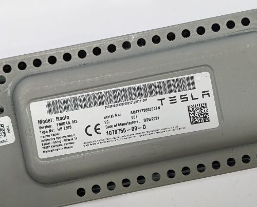 TESLA MODEL 3 RADIO RECEIVER CONTROL UNIT 2018-2024