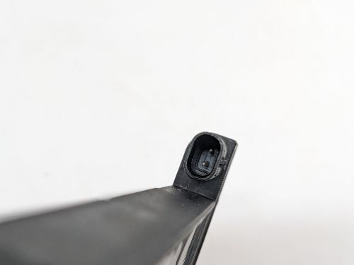 TESLA MODEL X KEYLESS ENTRY ANTENNA 2015-2021