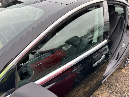 TESLA MODEL 3 DOOR GLASS WINDOW FRONT LEFT PREFACELIFT 2018-2020