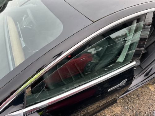 TESLA MODEL 3 DOOR GLASS WINDOW FRONT LEFT PREFACELIFT 2018-2020