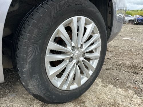 MG 5 EV ALLOY WHEEL & TYRE 205/60/16 2019-2024