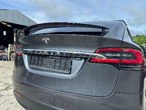 TESLA MODEL X BOOTLID TAILGATE BARE GREY 2016-2020