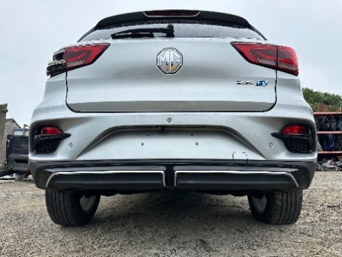 MG ZS EV FACELIFT BUMPER REAR COMPLETE GREY DAMAGE 2021-2024