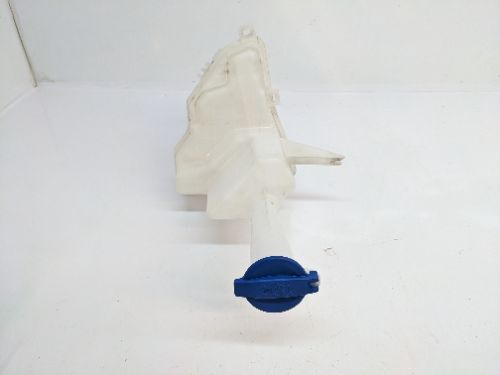 HYUNDAI KONA EV WASHER BOTTLE TANK & MOTOR 2018-2022