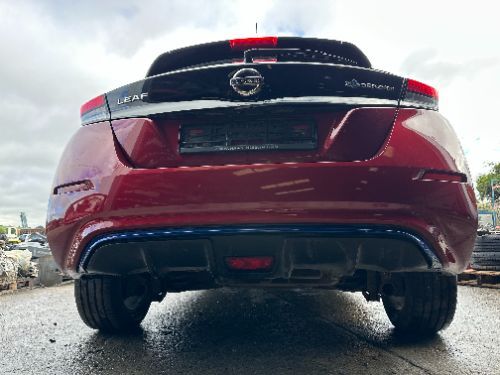 NISSAN LEAF TEKNA BUMPER REAR COMPLETE RED NAJ 2018-2024