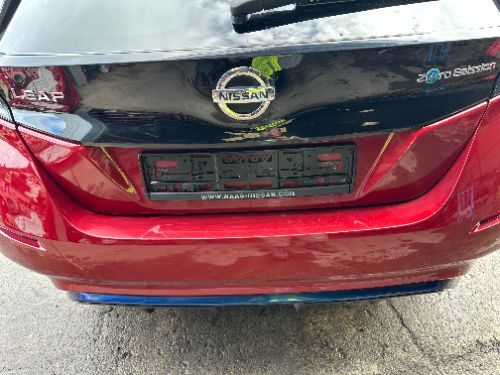 NISSAN LEAF TEKNA BUMPER REAR COMPLETE RED NAJ 2018-2024