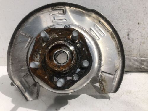 TESLA MODEL 3  HUB FRONT LEFT LH AWD 2021