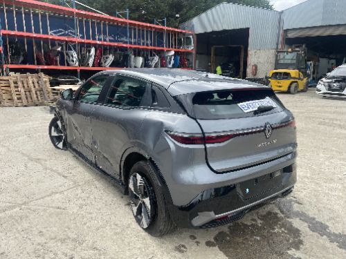 RENAULT MEGANE E-TECH BREAKING HV BATTERY SPARES PARTS WHEEL NUT