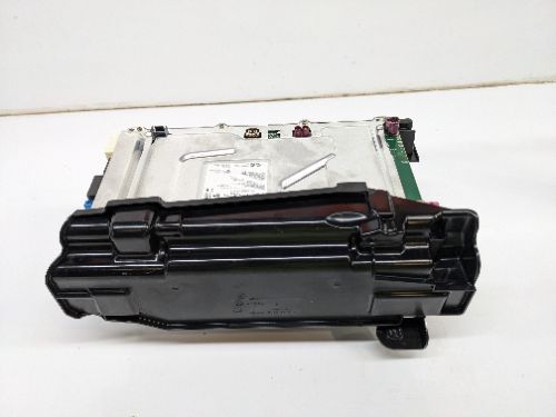 TESLA MODEL Y AUTOPILOT MEDIA UNIT 2021-2024