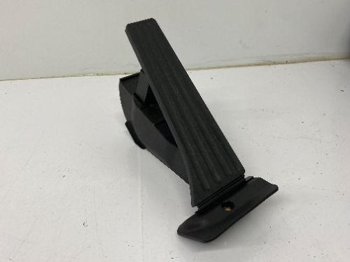 BMW IX1 ACCELERATOR PEDAL 2022-2024
