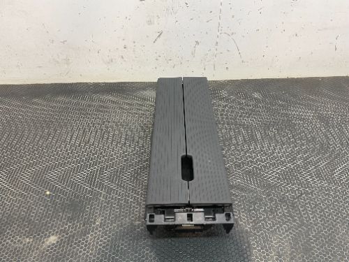 VOLVO EX30 CENTRE CONSOLE CUBBY 2023-2025