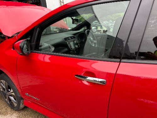 NISSAN LEAF ZE1 DOOR FRONT LEFT COMPLETE RED Z10 2017-2024 NO MIRROR