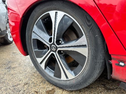 NISSAN LEAF ALLOY WHEEL & TYRE GREY DIAMOND CUT 215/50/17 2017-2024