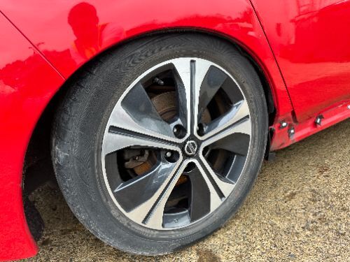 NISSAN LEAF ALLOY WHEEL & TYRE GREY DIAMOND CUT 215/50/17 2017-2024